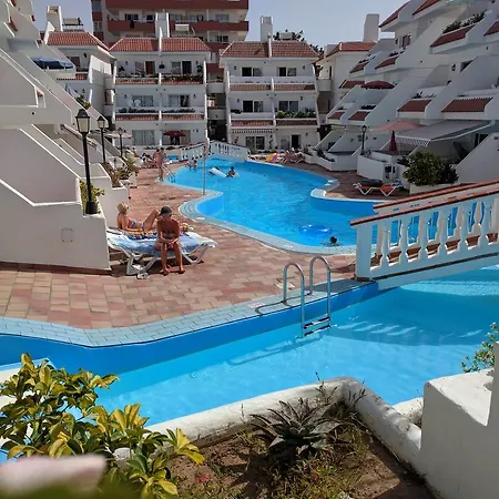 Floritas Apartment