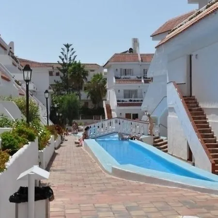Floritas Apartment
