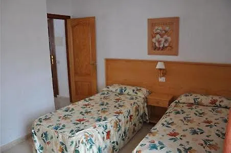 Floritas Apartament *