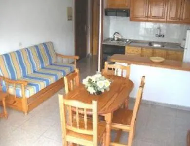 Apartament Floritas